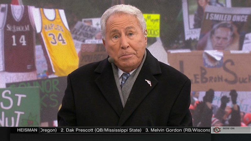 Illustration for article titled "Urban Meyer Is A Juggalo": Your College GameDay Sign Roundup